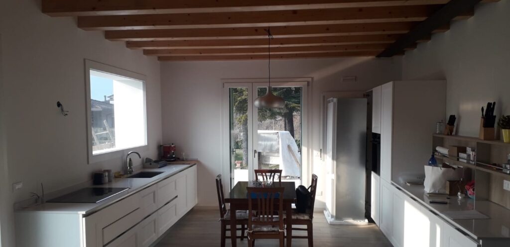 Cucina nella residenza unifamiliare ad Altavilla