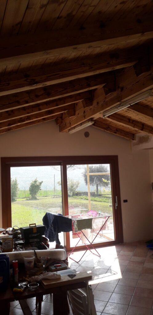 Taverna in autorimessa